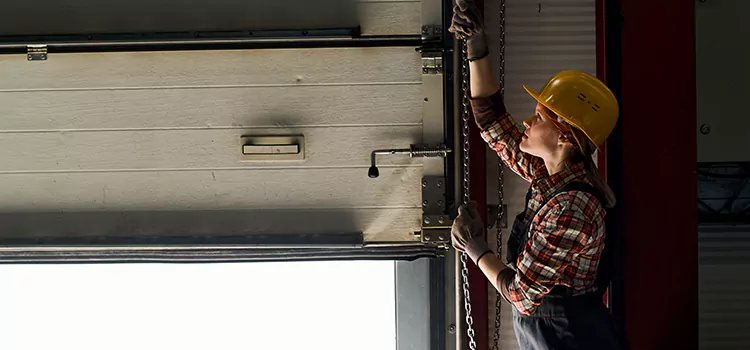 Addressing Common Garage Door Stoppage Issues in Marshalltown, IA