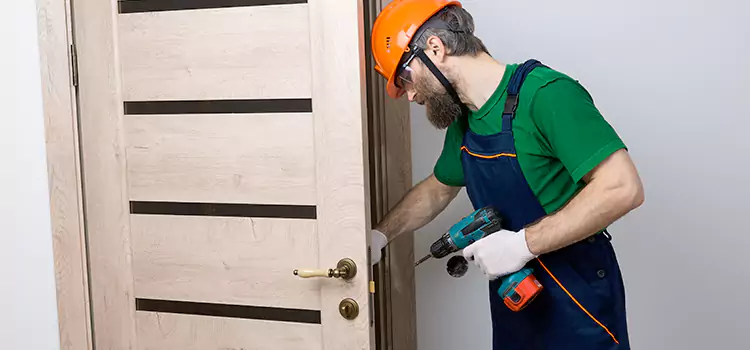 Replace Internal Door Handle with Lock Marshalltown